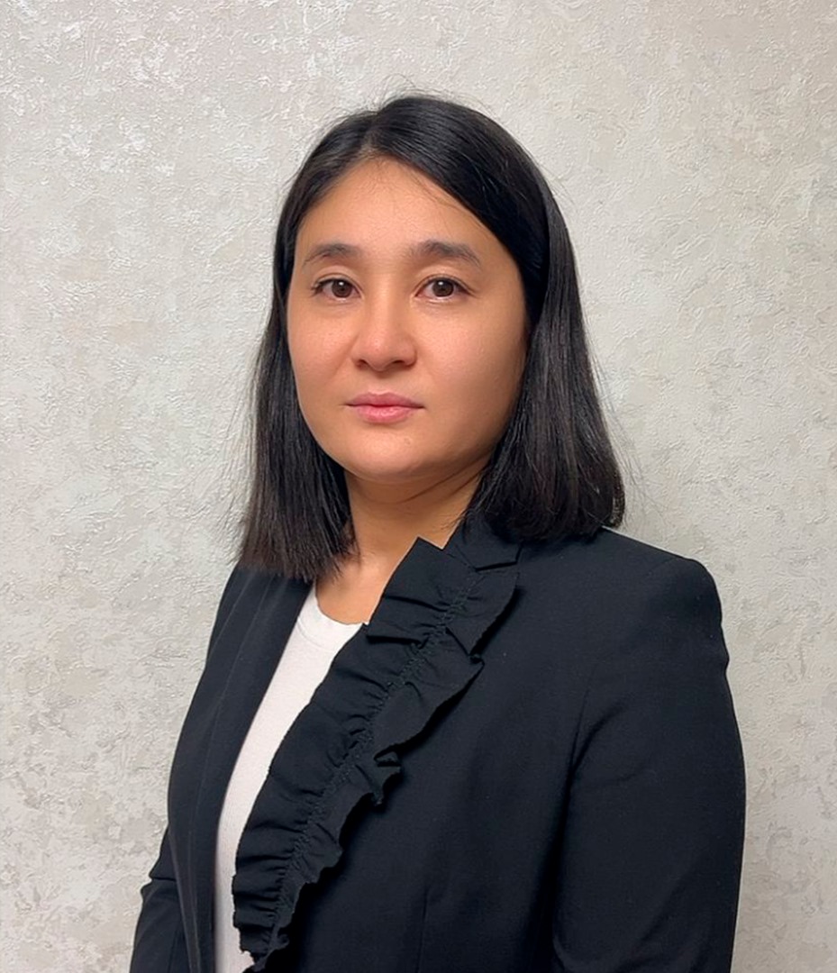 Анара Досманова